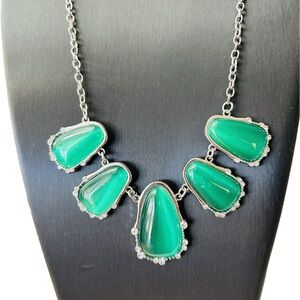 Elegant Green Cats Eye Stone Paparazzi Newport Princess Fashion Necklace